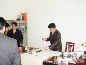 Ƭ 116.jpg