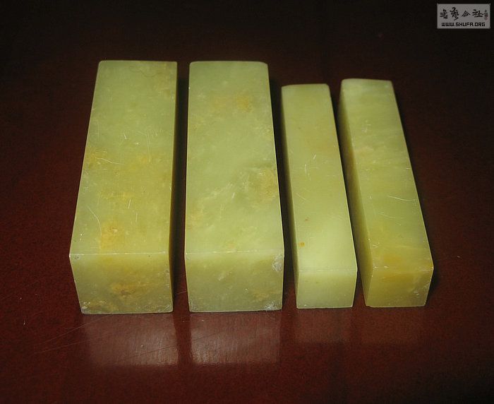 Ƭ 081.jpg