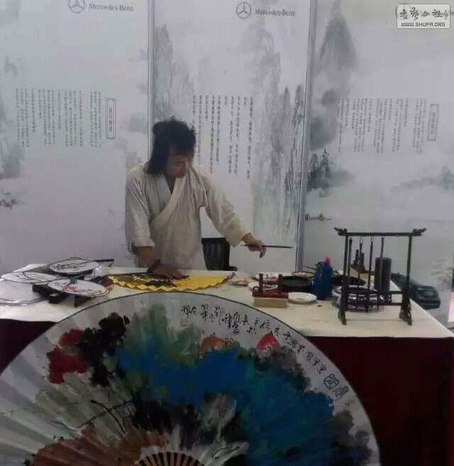 1301152