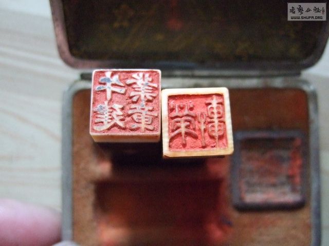 060.JPG