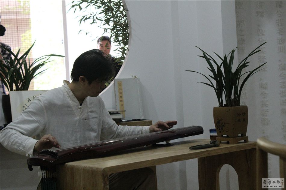 չֳ054.jpg