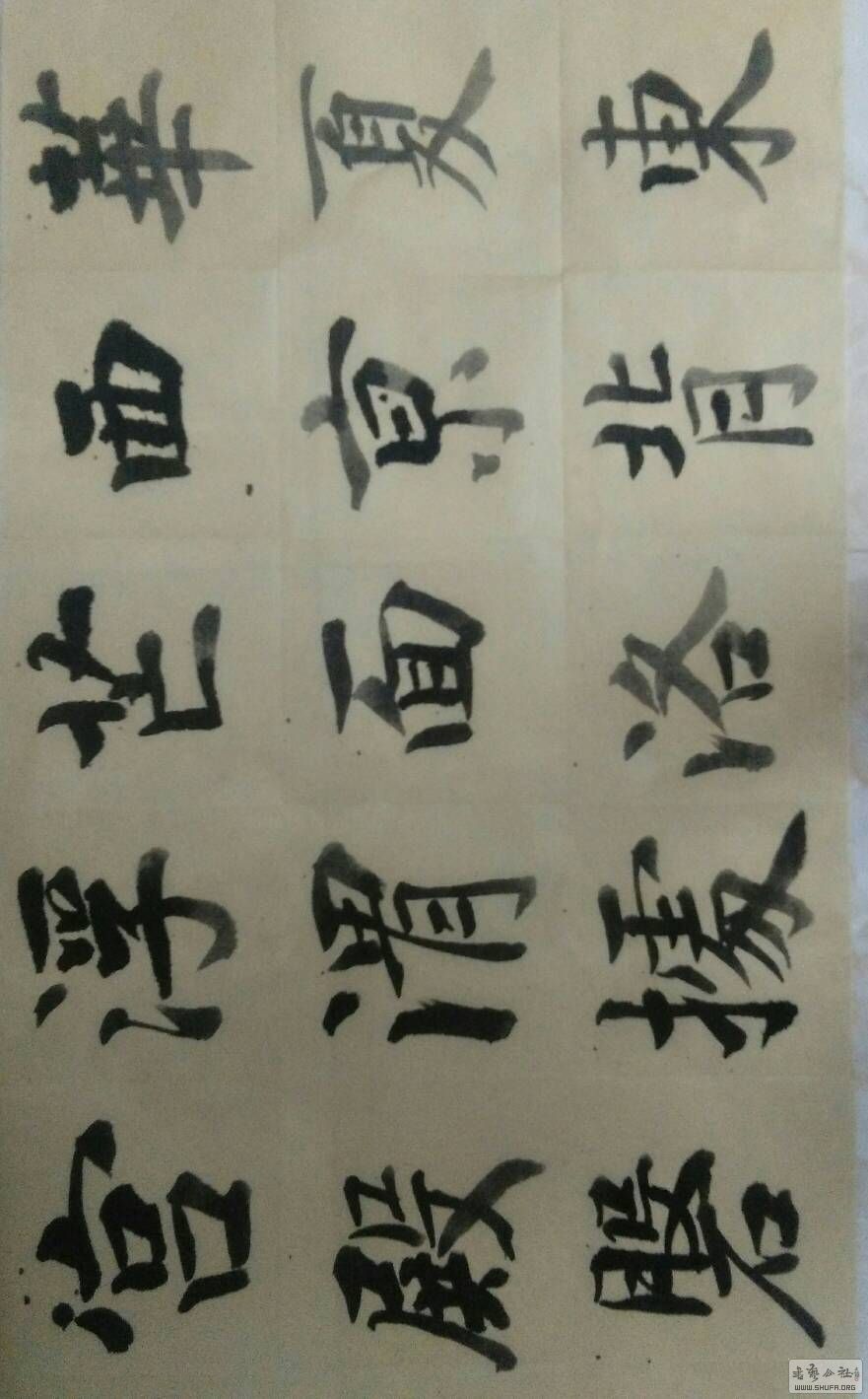200511jf42fj5rbnrj4g2n.jpg
