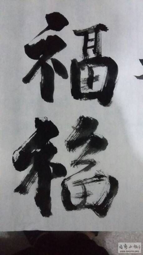 235643r5qm3m34n0vq20fh.jpg