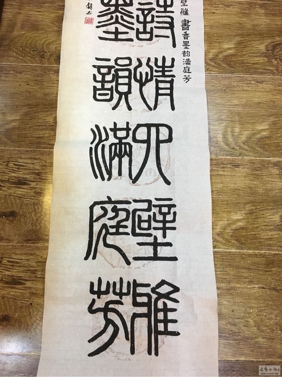 011740ju0tc7cj53703ecc.jpg
