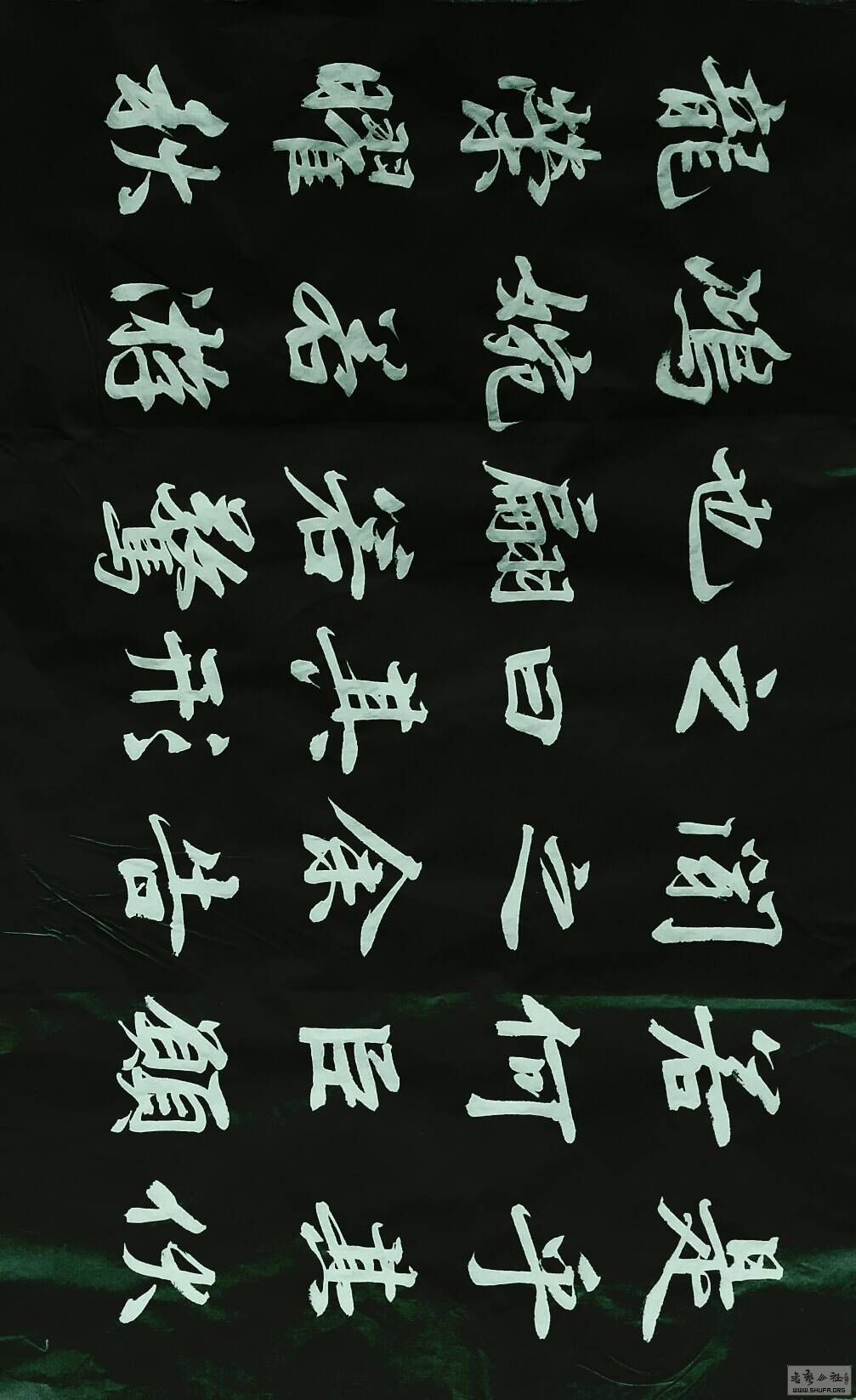 114612m4vgbvc4i0iibv0a.jpg