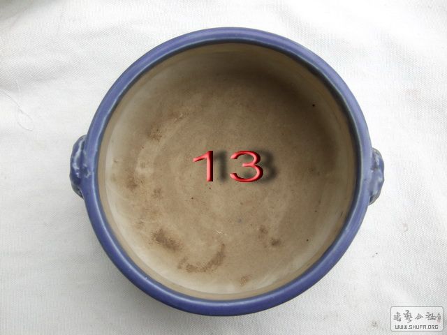 051.jpg