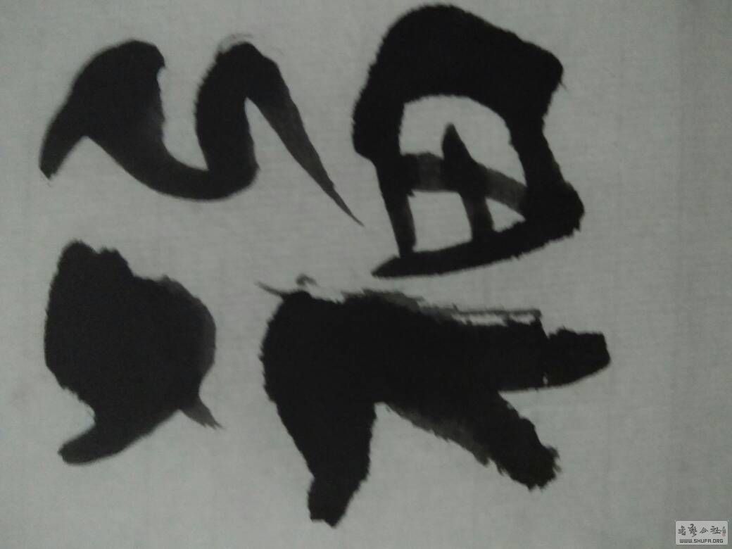 005105tbgjbq94omhkjjgg.jpg