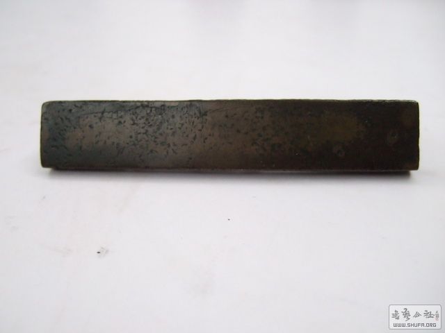050.JPG