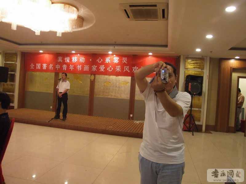 Ƭ 022.jpg