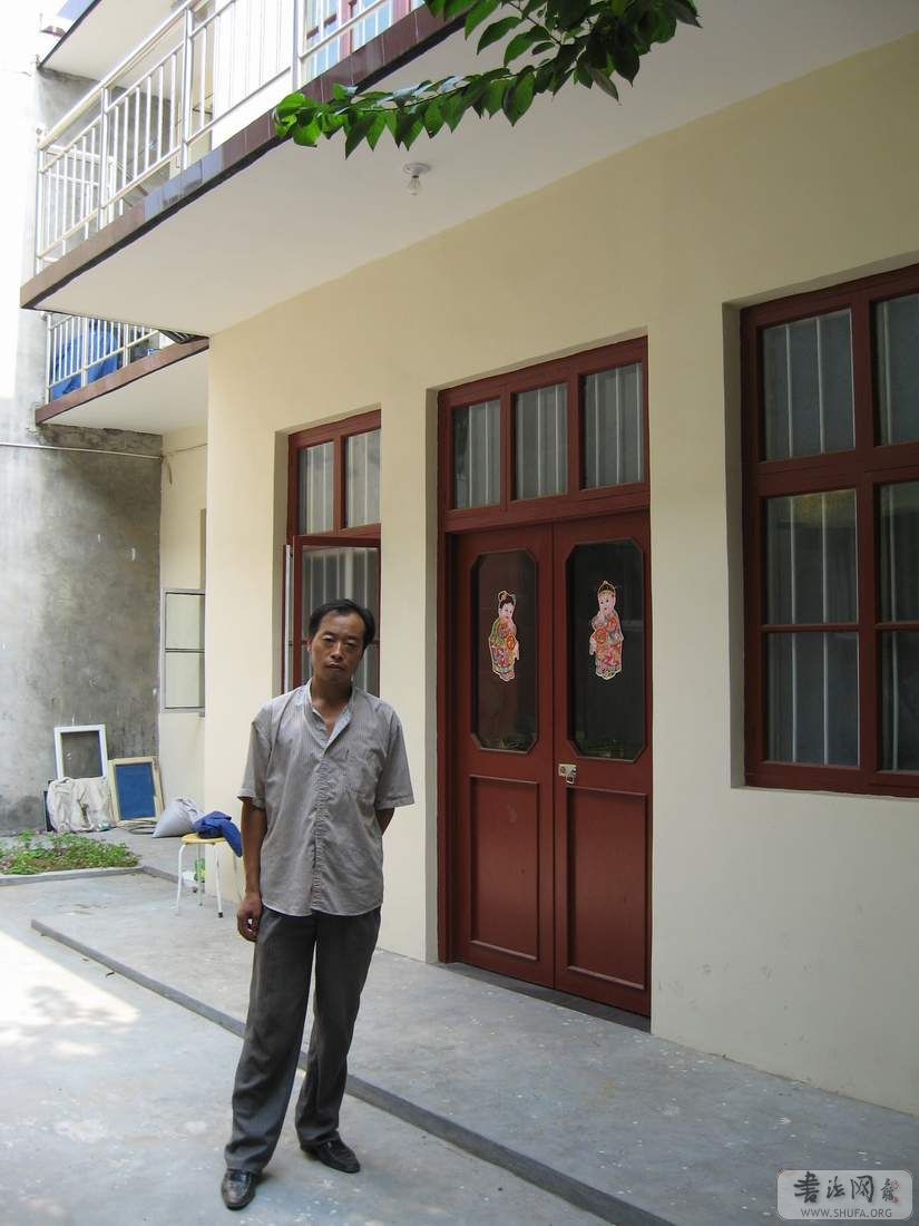 Ƭ 018.jpg