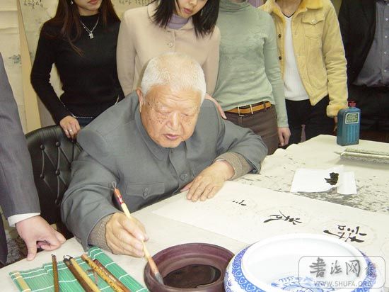 20051138576.jpg