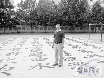 xin_2708042403207501891210.jpg