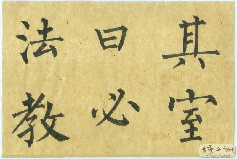 ɨ009.jpg