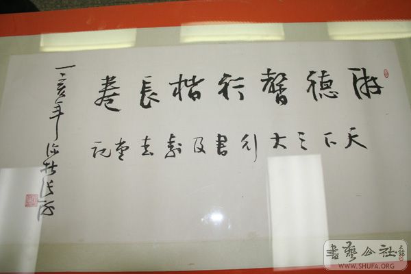 źǩ
