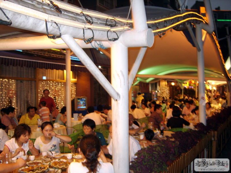 20080824_254242da95981482942doNE8U6eCU1Xs[1].jpg