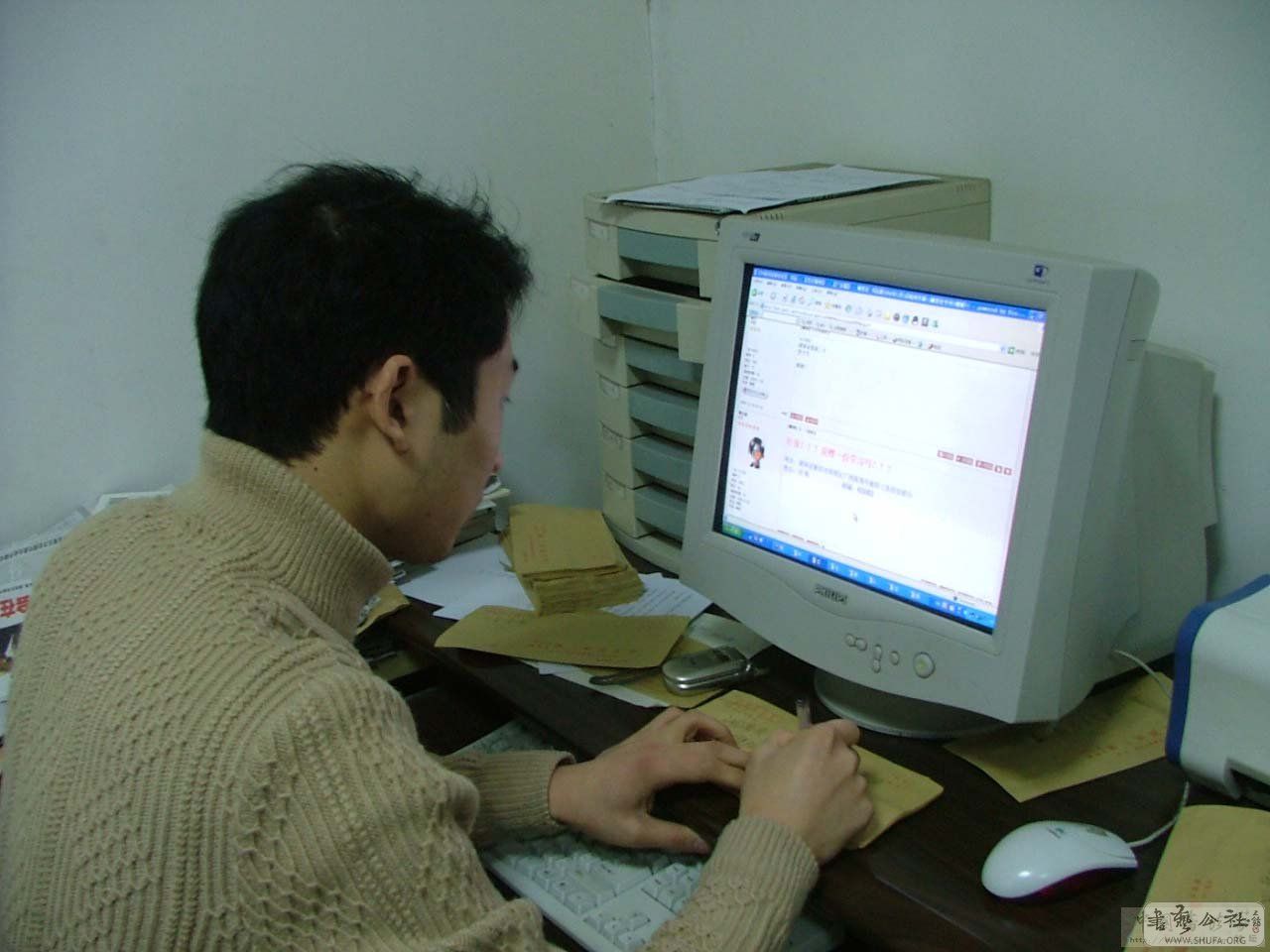 002.jpg