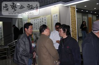 Ƭ 049.jpg