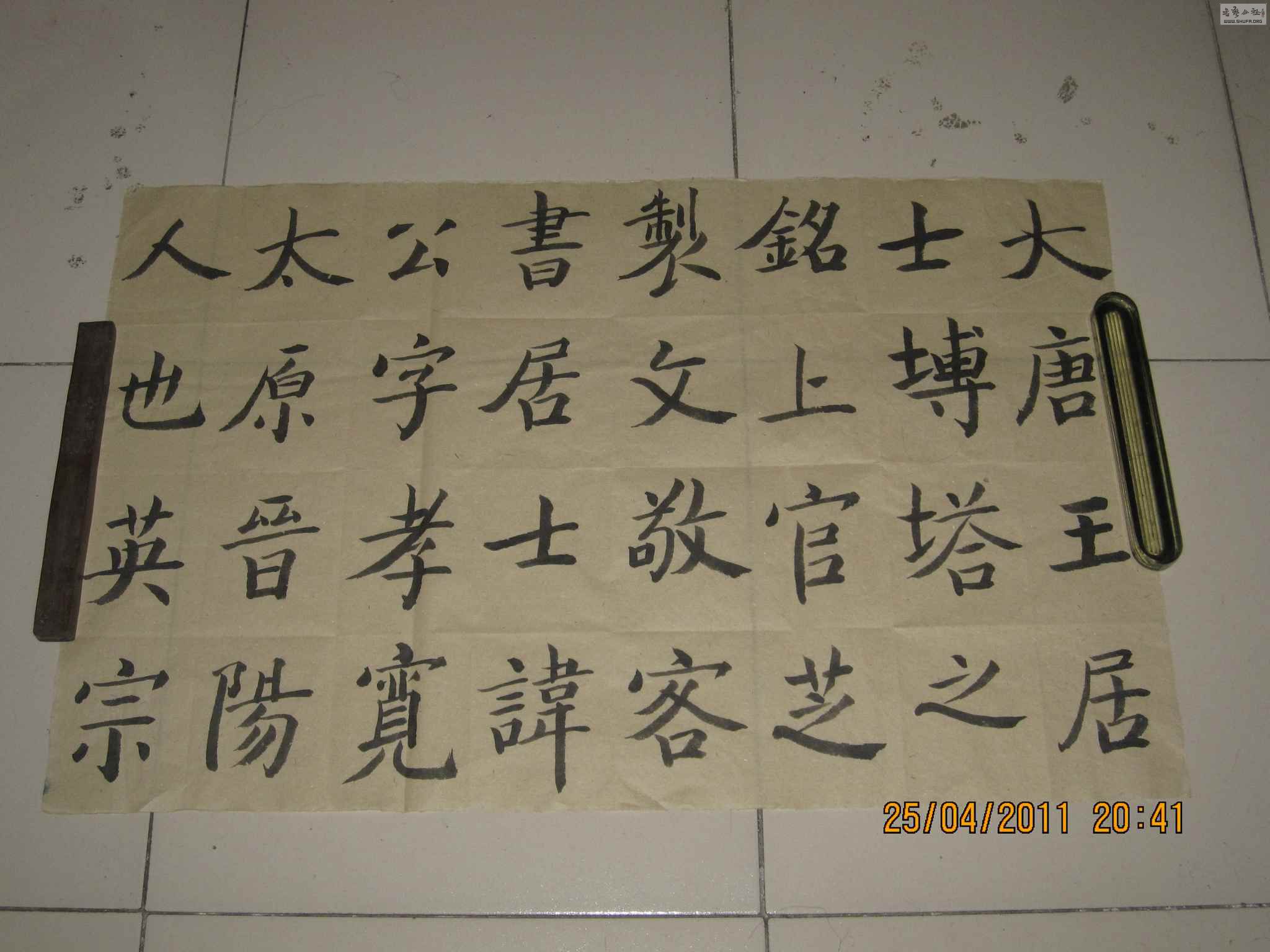 01.jpg