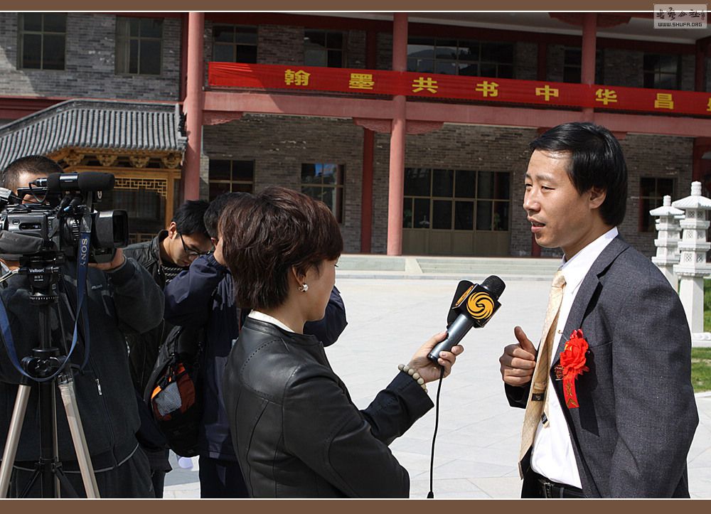 abbr_da8924832ad528b6602c1e15074967a8.jpg
