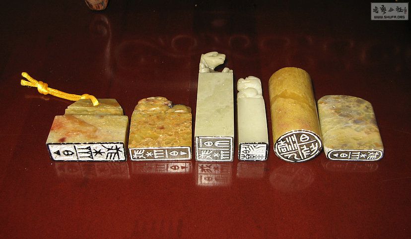 Ƭ 12483.jpg