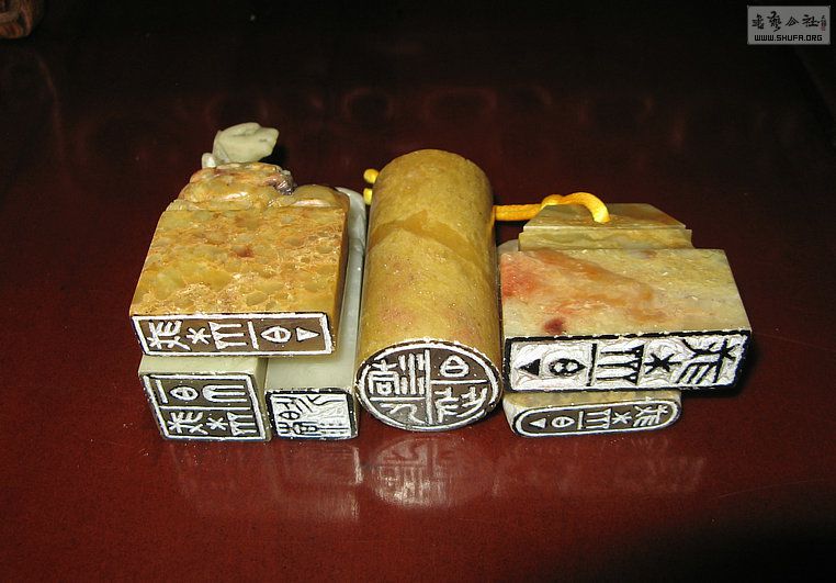 Ƭ 12485.jpg