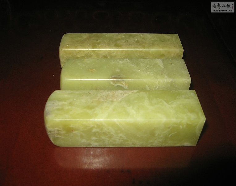 Ƭ 10646.jpg
