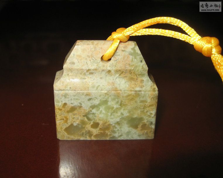 Ƭ 10398.jpg