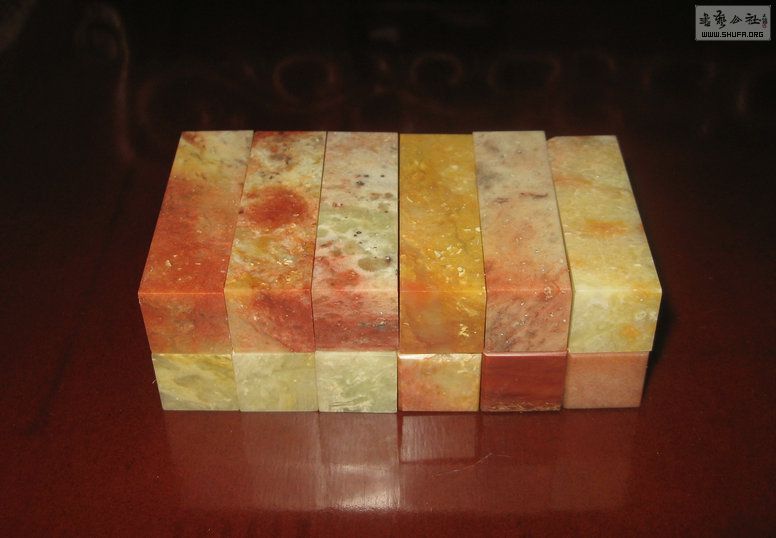 Ƭ 14572.jpg