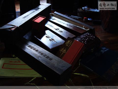11122220597c8717852acd64f1.jpg