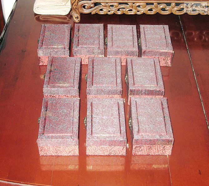 Ƭ 14786.jpg