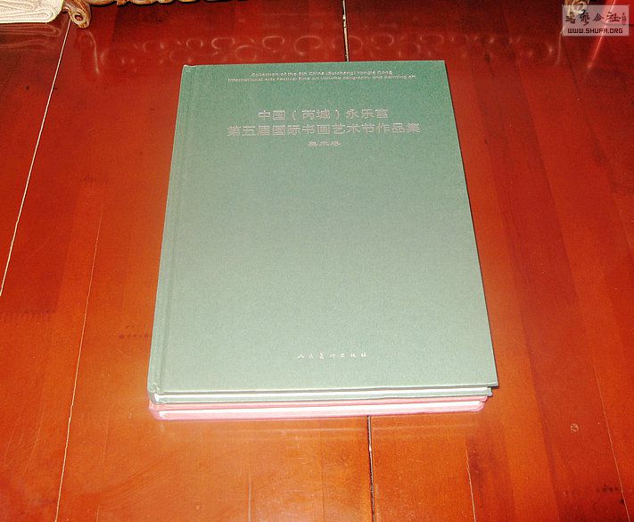 Ƭ 14961.jpg