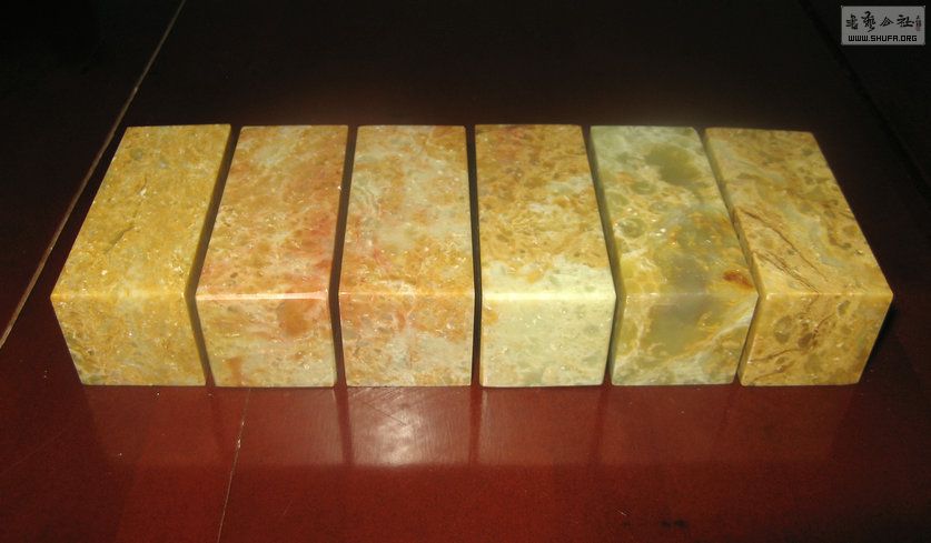 Ƭ 16038.jpg