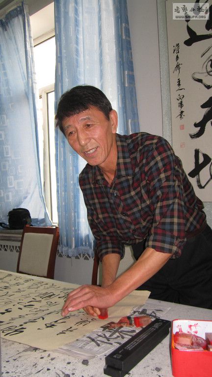 Ƭ 120.jpg